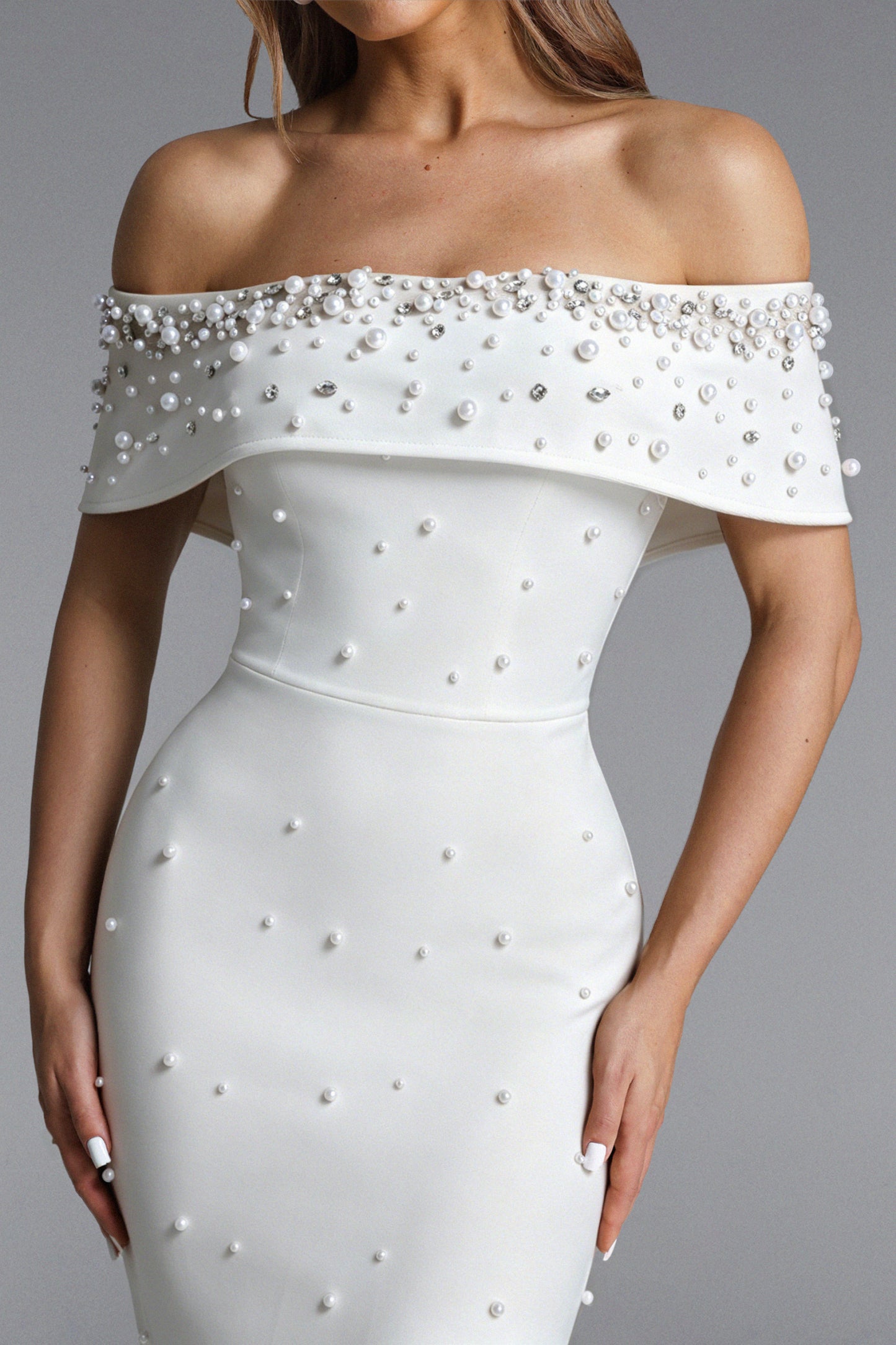 Isme Elegant Contour Off Shoulder Pearl Rhinestone Bandage White Maxi Dress