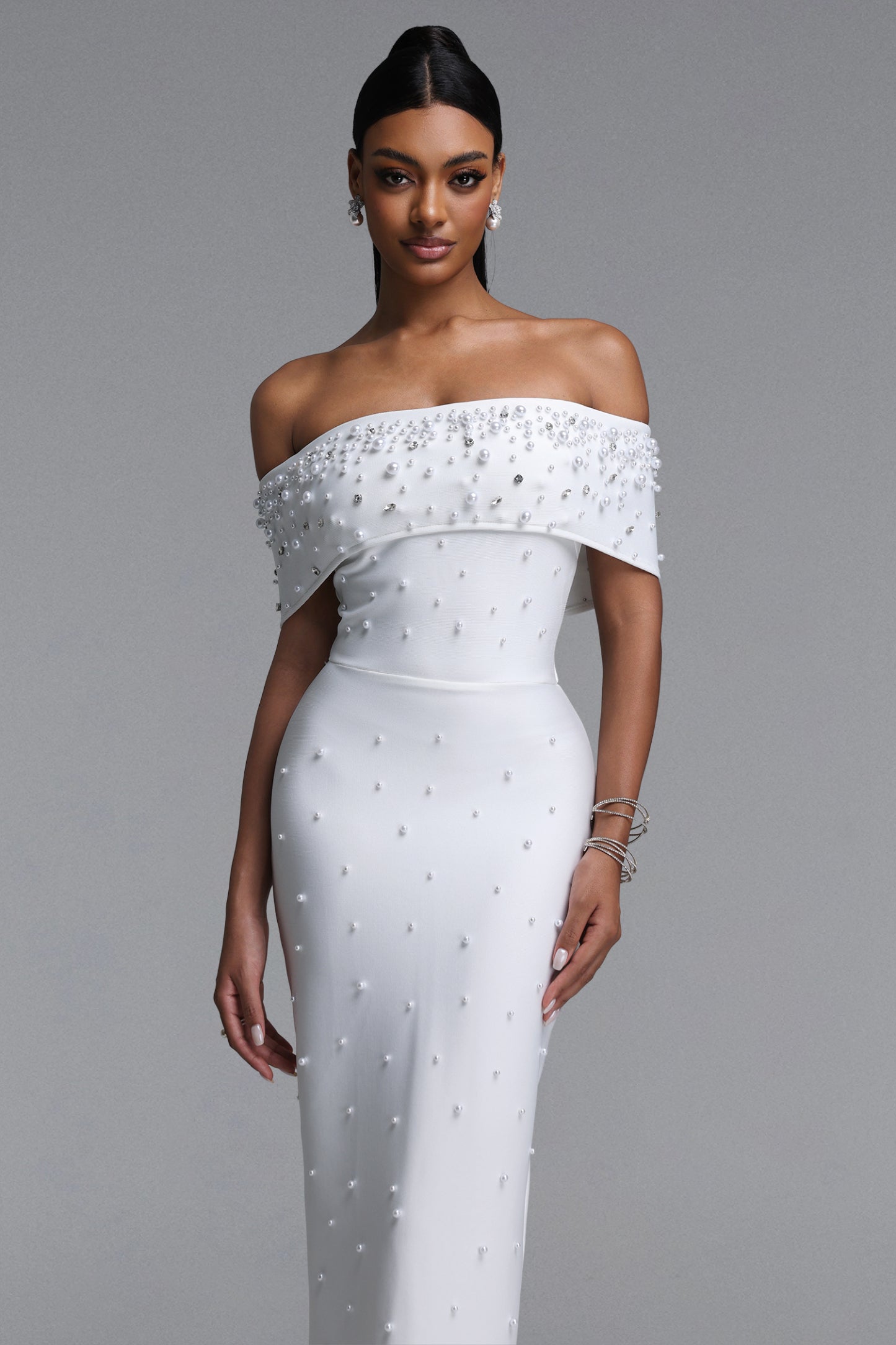 Isme Elegant Contour Off Shoulder Pearl Rhinestone Bandage White Maxi Dress