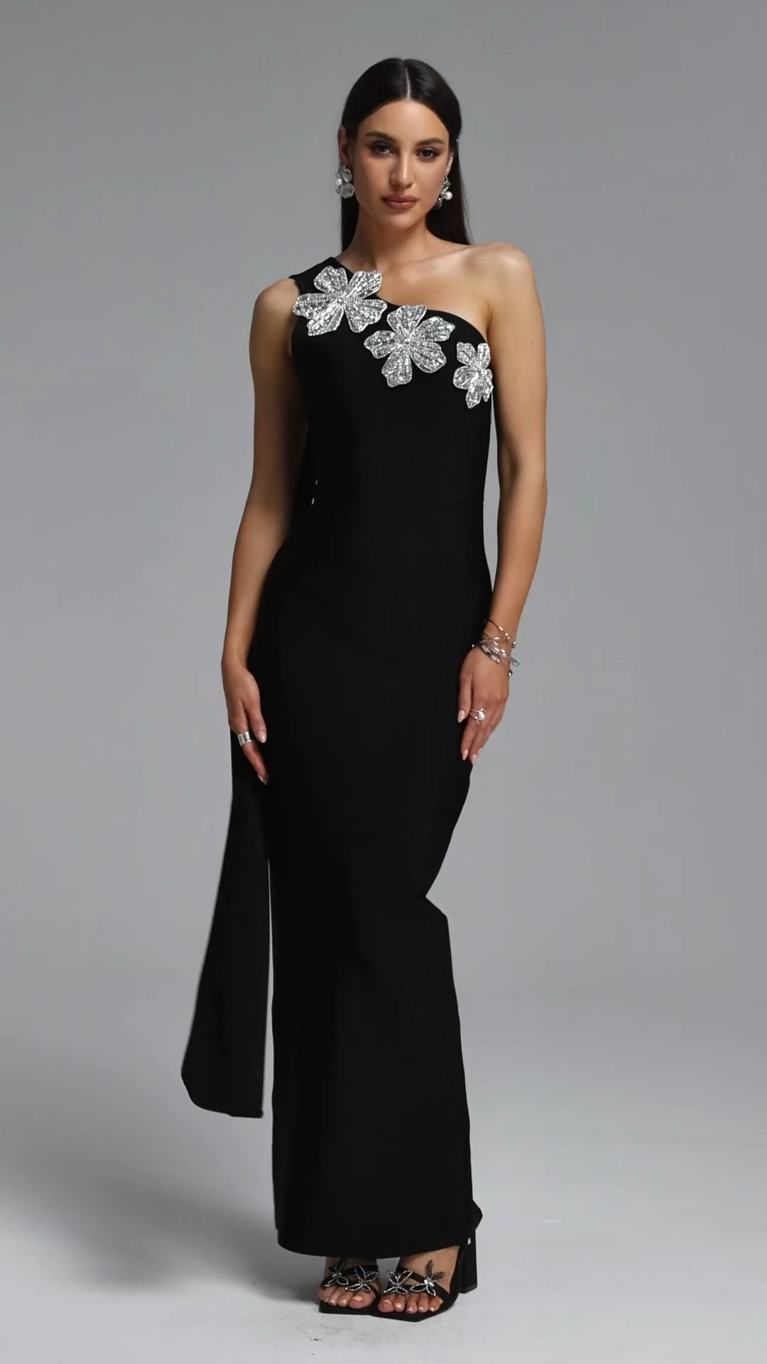 Fritia Elegant Contour One Shoulder Rhinestone Floral Bandage Maxi Dress